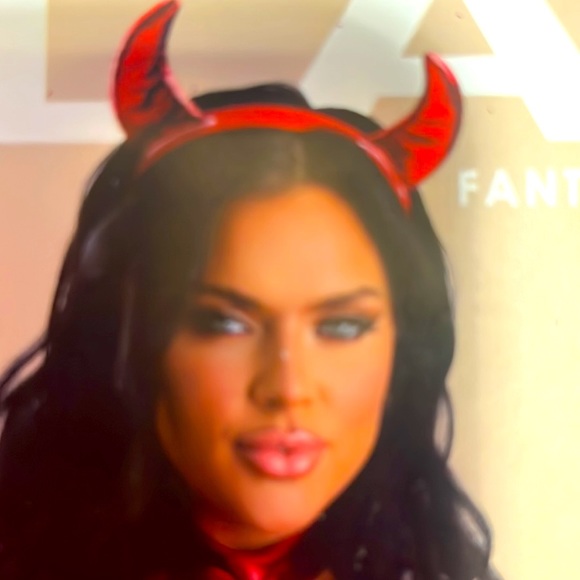 NIB SEXY Costume Set - Picture 4 of 11